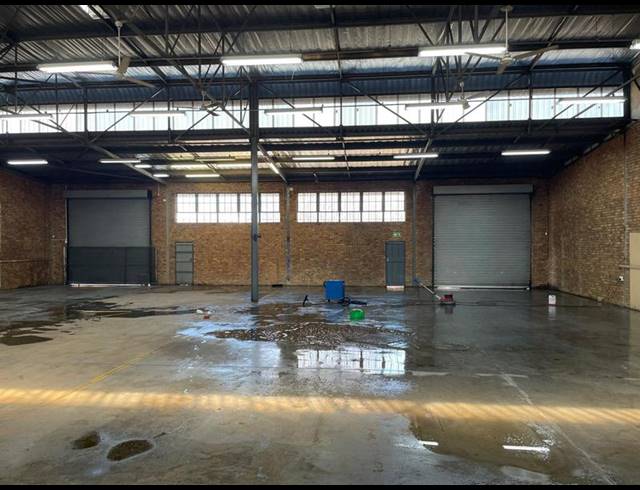 INDUSTRIAL PROPERTY TO RENT IN HENNOPSPARK